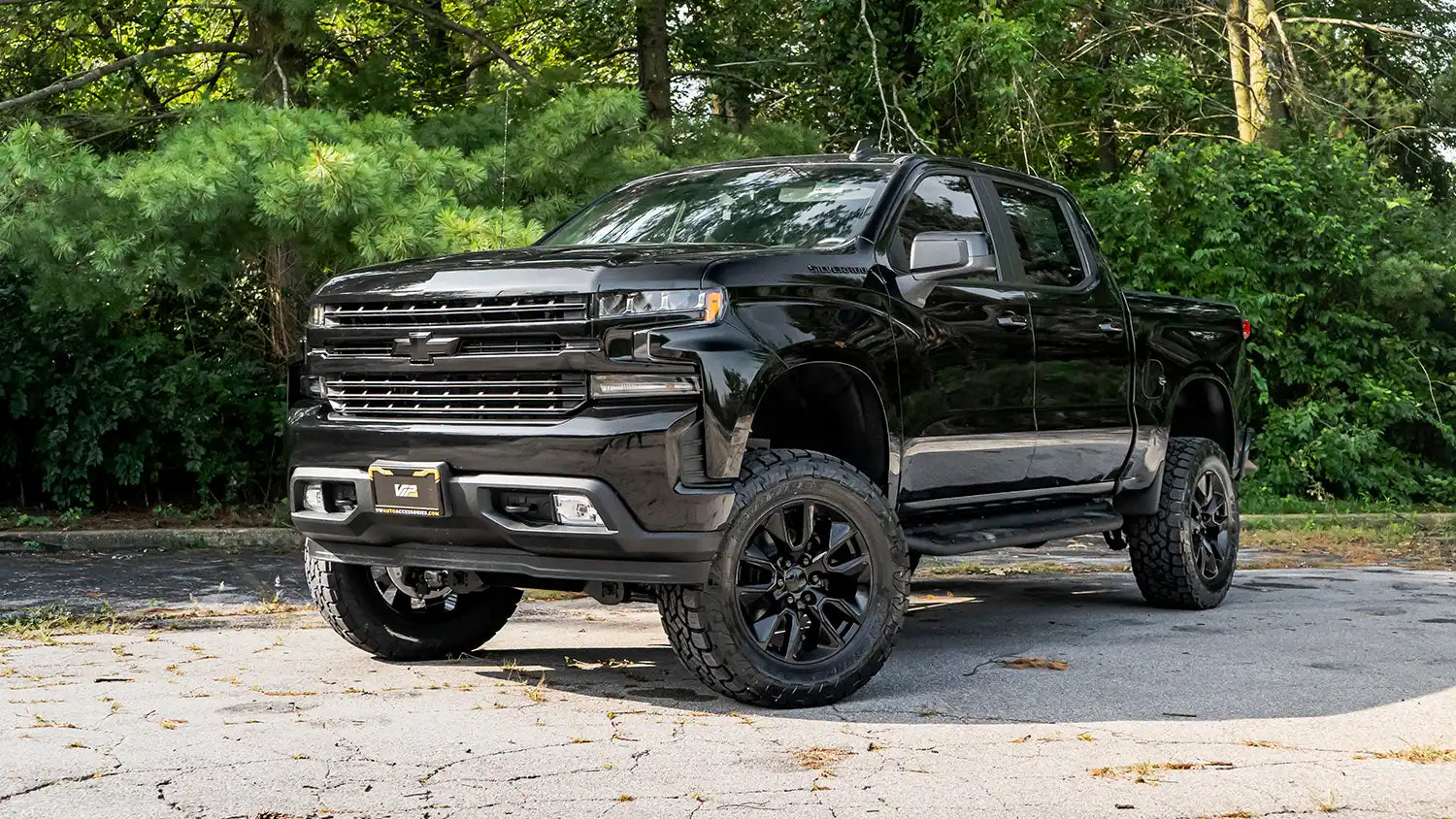 2019 chevy silverado blackout online